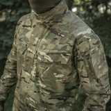 M-Tac-takki Sturm Gen.II NYCO Extreme Multicam-maastokuviolla, suunniteltu taktiseen käyttöön ja ulkoiluun.
