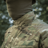 M-Tac-takki Sturm Gen.II NYCO Extreme Multicam-maastokuvioinnilla ja NIR-teknologialla taktiseen ja ulkoilukäyttöön, lähikuva.