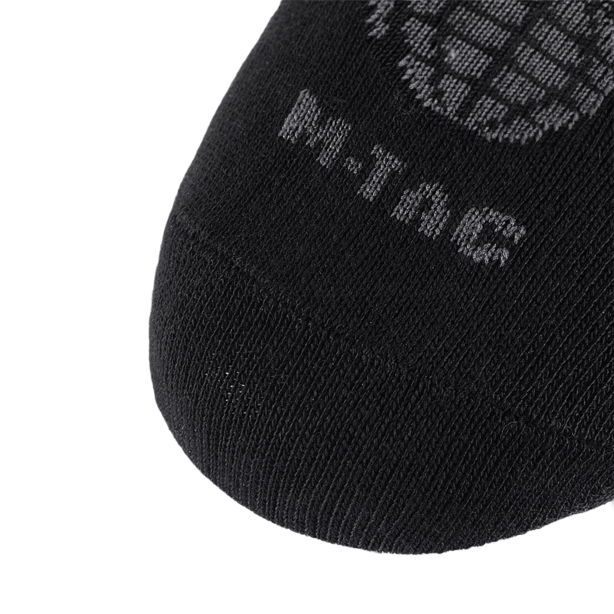 Musta M-Tac Let Sommersokker Grenader, ergonominen istuvuus ja neulottu kuvio, suunniteltu optimaaliseen mukavuuteen kuumassa säässä.