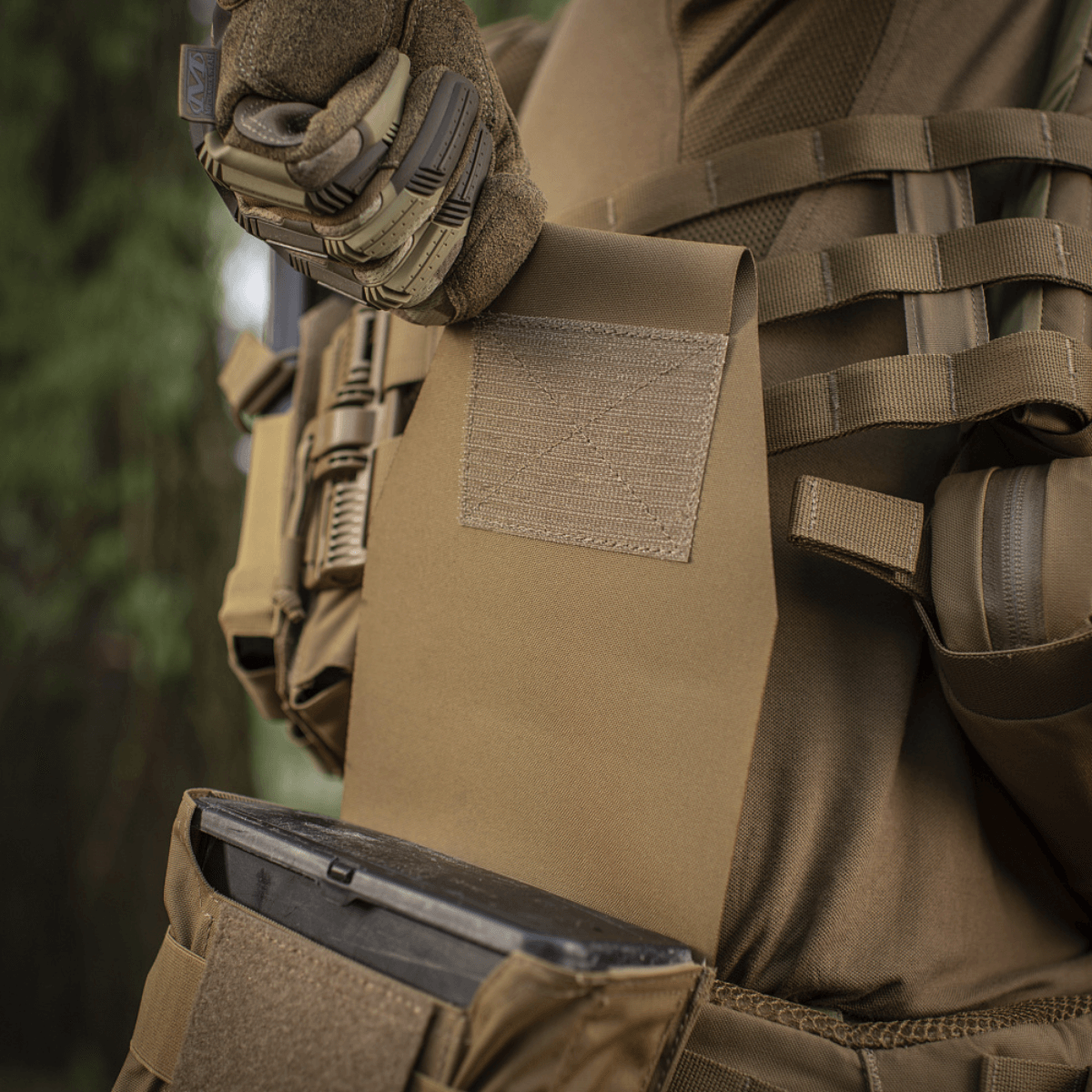 M-Tac-tasku M249 Cartridge Box Closed kiinnitetty varusteeseen, Cordura 500D-materiaalia
