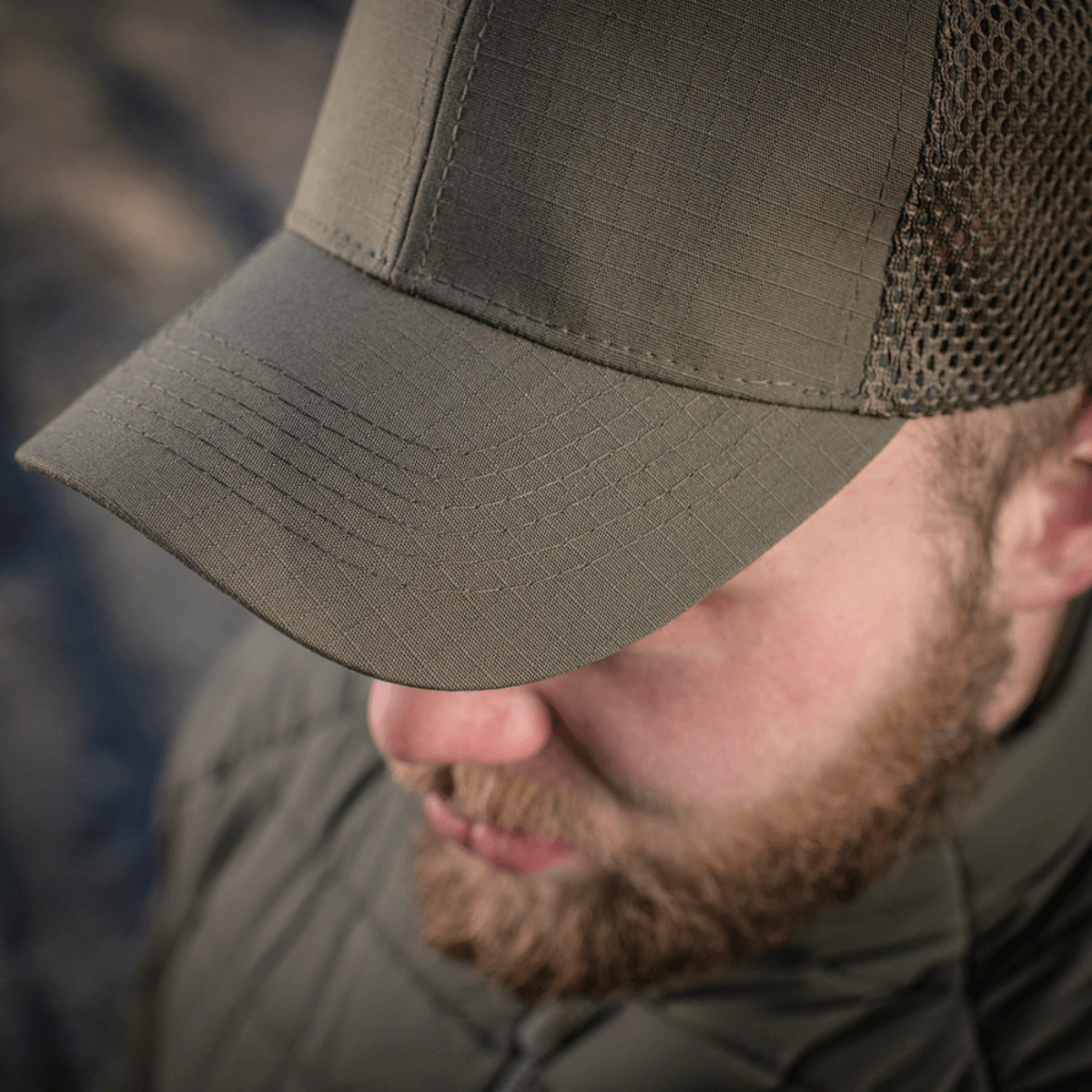 M-Tac Mesh Flex Ripstop Baseball Cap ripstop-etuosalla ja mesh-paneeleilla optimaaliseen ilmanvaihtoon ja mukavuuteen.
