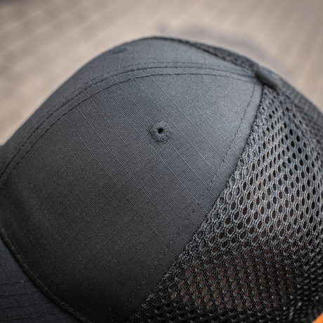 M-Tac Mesh Flex Ripstop Baseball Cap ripstop-etuosalla ja mesh-paneeleilla optimaaliseen ilmanvaihtoon ja mukavuuteen ulkokäyttöön.