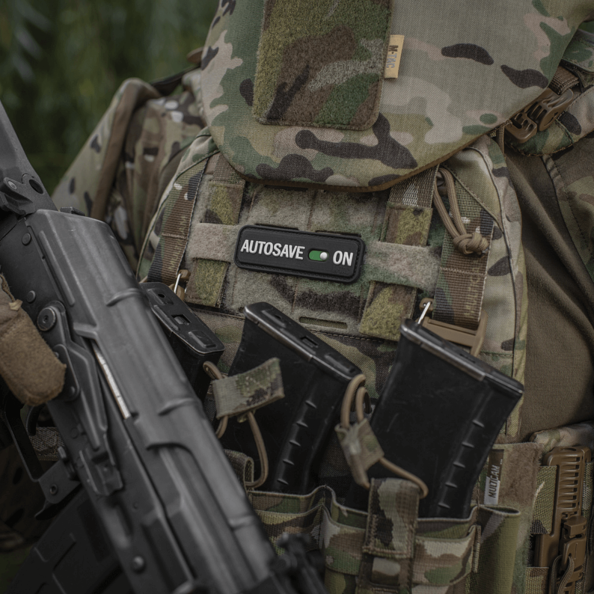 M-Tac Patch Autosave PVC camojakussa lehtitaskuilla, yksityiskohtainen 3d-design ja värit, sopii taktiseen käyttöön,