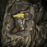 M‑Tac Patch Baba-Yaga Vertical sotilaiden vaatteissa innoittajana ukrainalaiset UAV-operaattorit, GPNVG-18 yökamera ja PG-7M kranaatit.