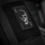 M-Tac Patch Face of War (Broderi) kallokuvio ace of spades -kortissa, kiinnitetty Cordura 500D-kankaaseen.