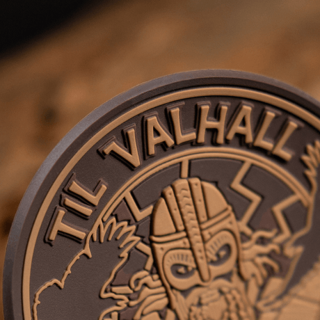 Yksityiskohtainen M-Tac Patch Til Valhall PVC 3D-efektillä ja Velcro-kiinnityksellä, Claes Joachim "Jokke" Olsonin innoittama, sopii varusteisiin.