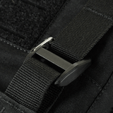 Yksityiskohta M-Tac Plate Carrier Cuirass FAST QRS XL Gen.II:n soljesta mustassa Cordura 500D -materiaalissa.