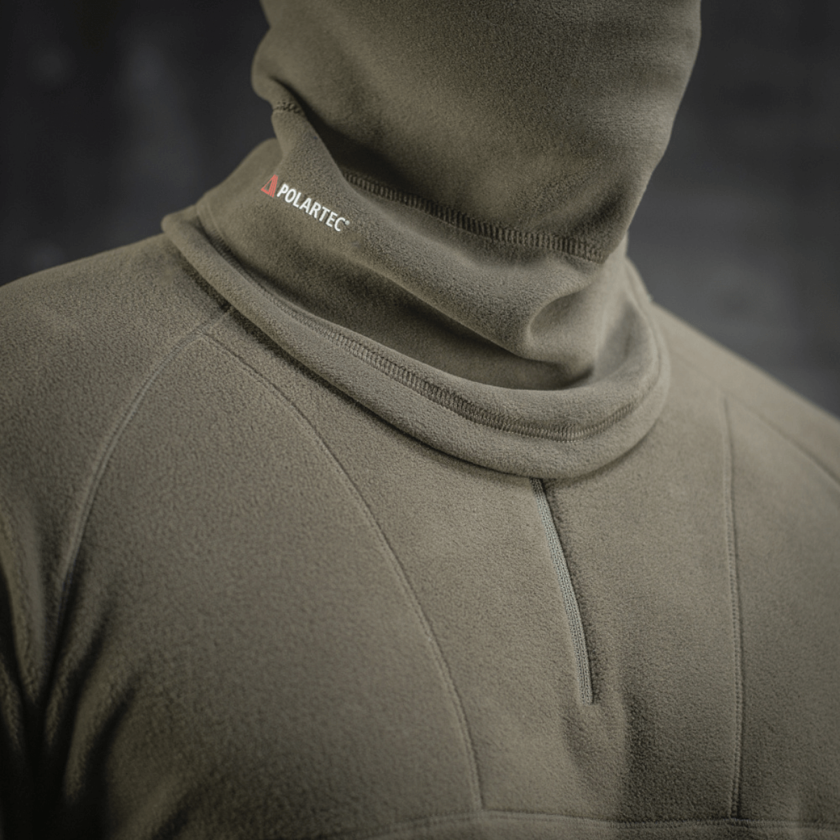 M-Tac Polartec Anatomic Tube Scarf kestävästä Polartec® Micro Series -fleecestä, monikäyttöinen huivi tuulen ja kylmän suojaksi.