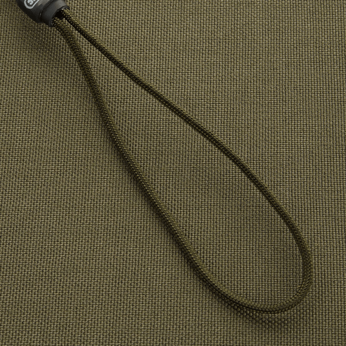 M-Tac Safety Cord Medium Universal turvalliseen kiinnitykseen ja varkaussuojaukseen, MOLLE-kiinnitys.