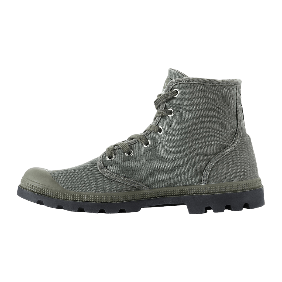 M-Tac Sneakers klassisella designilla, 6 metallista nauharenkasta, 100% polyesterin nauhat ja vulkanisoitu kumipohja ulkoiluun.