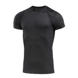 Musta M-Tac T-Shirt Sweat-Wicking Athletic Gen.II anatomisella istuvuudella ja litteillä saumoilla, sopii harjoitteluun ja aktiiviseen vapaa-aikaan.