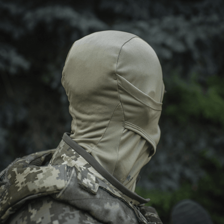 M-Tac Sweater-Ninja-Balaclava Premium ulkoaktiviteetteihin, valmistettu Polartec® Power Dry -materiaalista, käytetään kypärän alla mukavuuden vuoksi