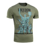 M-Tac T-Shirt Freedom juhlistaa ukrainalaista voimaa, rohkeutta ja sisukkuutta printillä sotilashenkilöistä ja vastarintasymboleista.