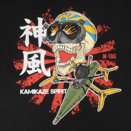 M-Tac T-Shirt Kamikaze Spirit, tyylitelty pääkallo ja FPV-goggles japanilaisen aurinkolipun edessä.