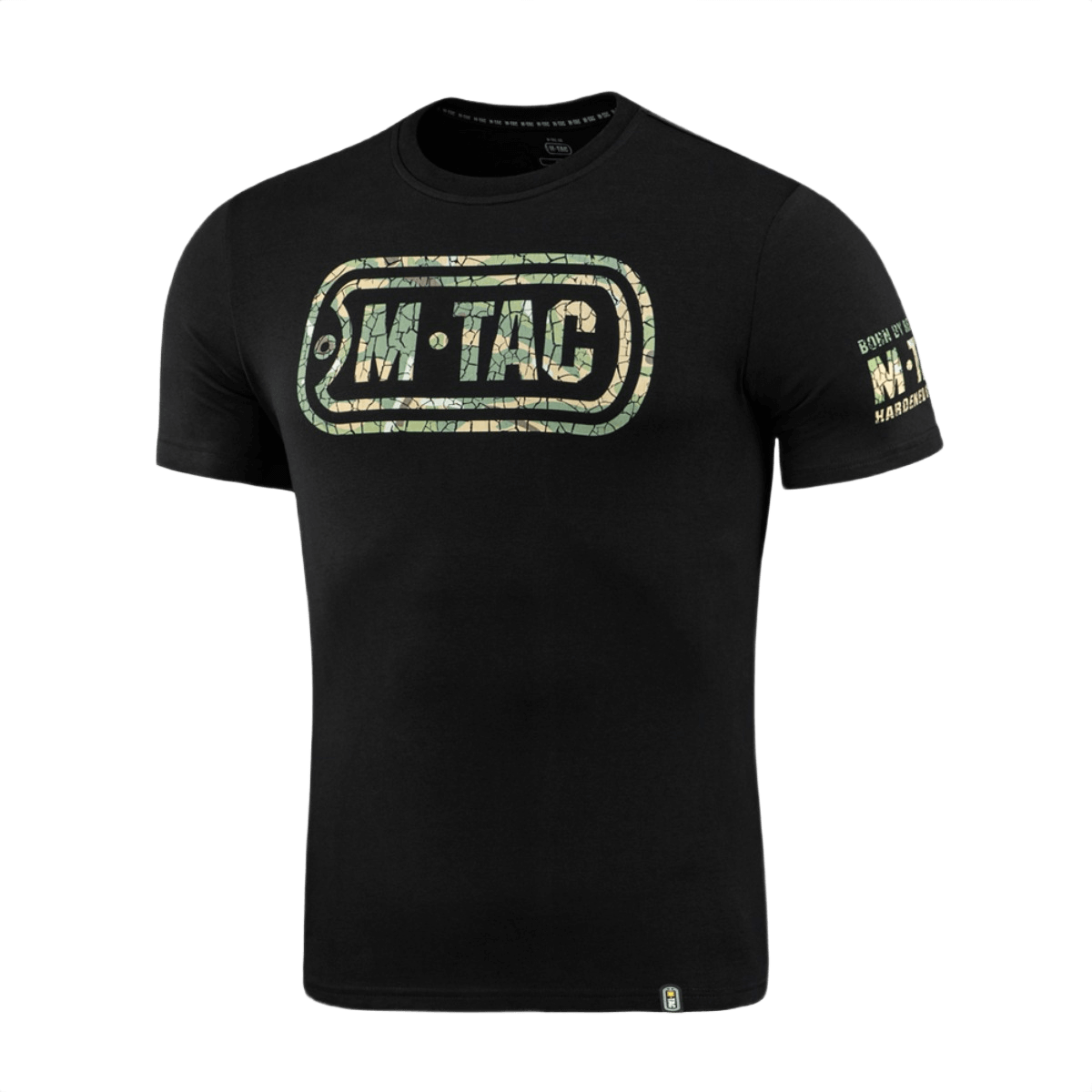 M-Tac T-Shirt Logo, camokuvio ja slogan "Born by Revolution – Hardened by War" mustalla taustalla.