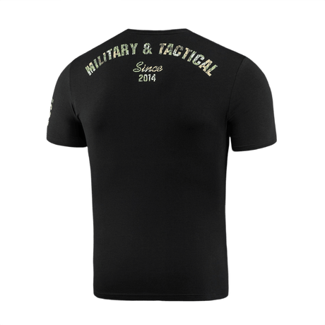M-Tac T-Shirt Logo, sotilaallinen ja taktinen slogan, camoprintti, ikoninen logo ja brändin historia vuodesta 2014.