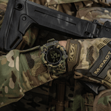 M-Tac Tactical Ur 2037 LED-taustavalolla ja kompassilla, sopii taktiseen käyttöön. Iskunkestävä ABS-kotelo ja teräksinen takakansi. 5ATM-vesitiiveys.