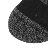 Lähikuva M-Tac Coolmax 75% Pitkistä sukista, keskitys tiukkaan joustavaan resoriin ja lämmönsäätelymateriaaliin.
