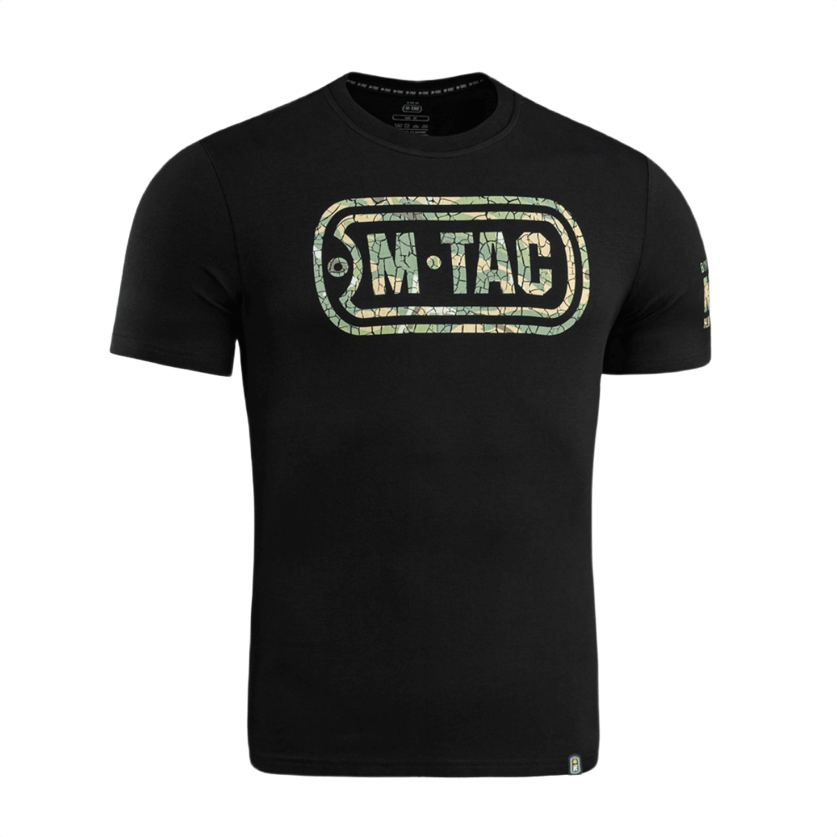 Musta M-Tac T-Shirt Logo camokuvioinnilla, "Born by Revolution" -slogan hihassa ja "Military&Tactical Since 2014" -teksti selässä.