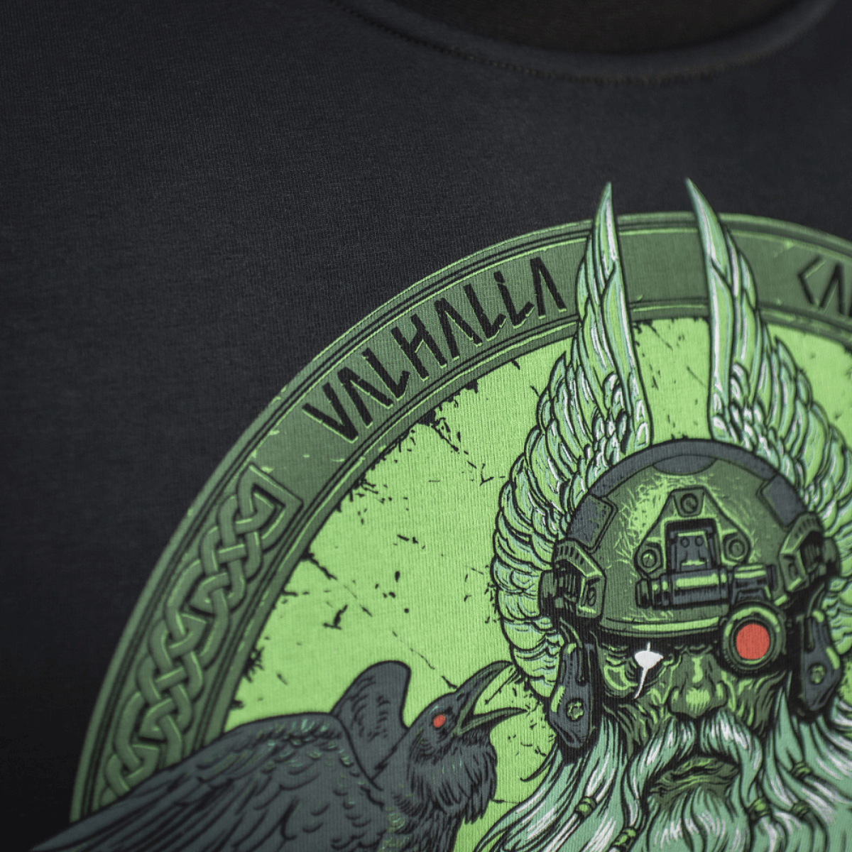 M-Tac T-Shirt Night Vision Odin-printillä ja Valhalla-tekstillä.