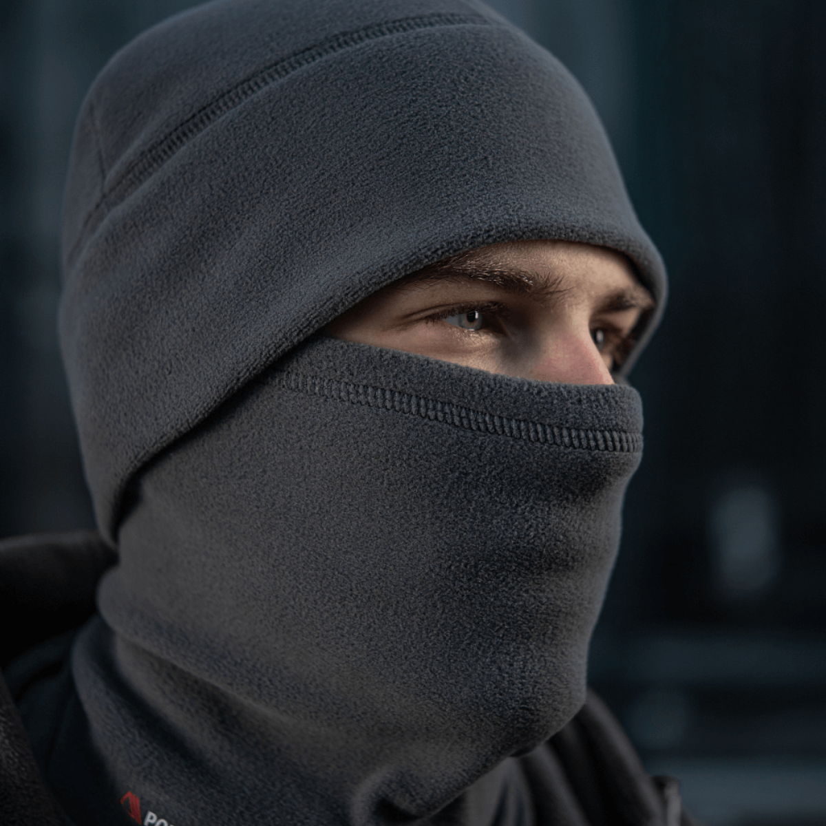 M-Tac Tube Scarf Polartec käytetty kasvomaskina. Lämmin, tyylikäs suoja ulkoiluun.