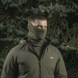M-Tac Tube Scarf Polartec käytetty kasvomaskina luonnossa, monikäyttöinen ulkoiluun kylminä kausina.