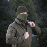 M-Tac Tube Scarf Polartec käytetty kaulurina ja kasvomaskina talviympäristössä, ihanteellinen kylmiin ulkoiluihin.