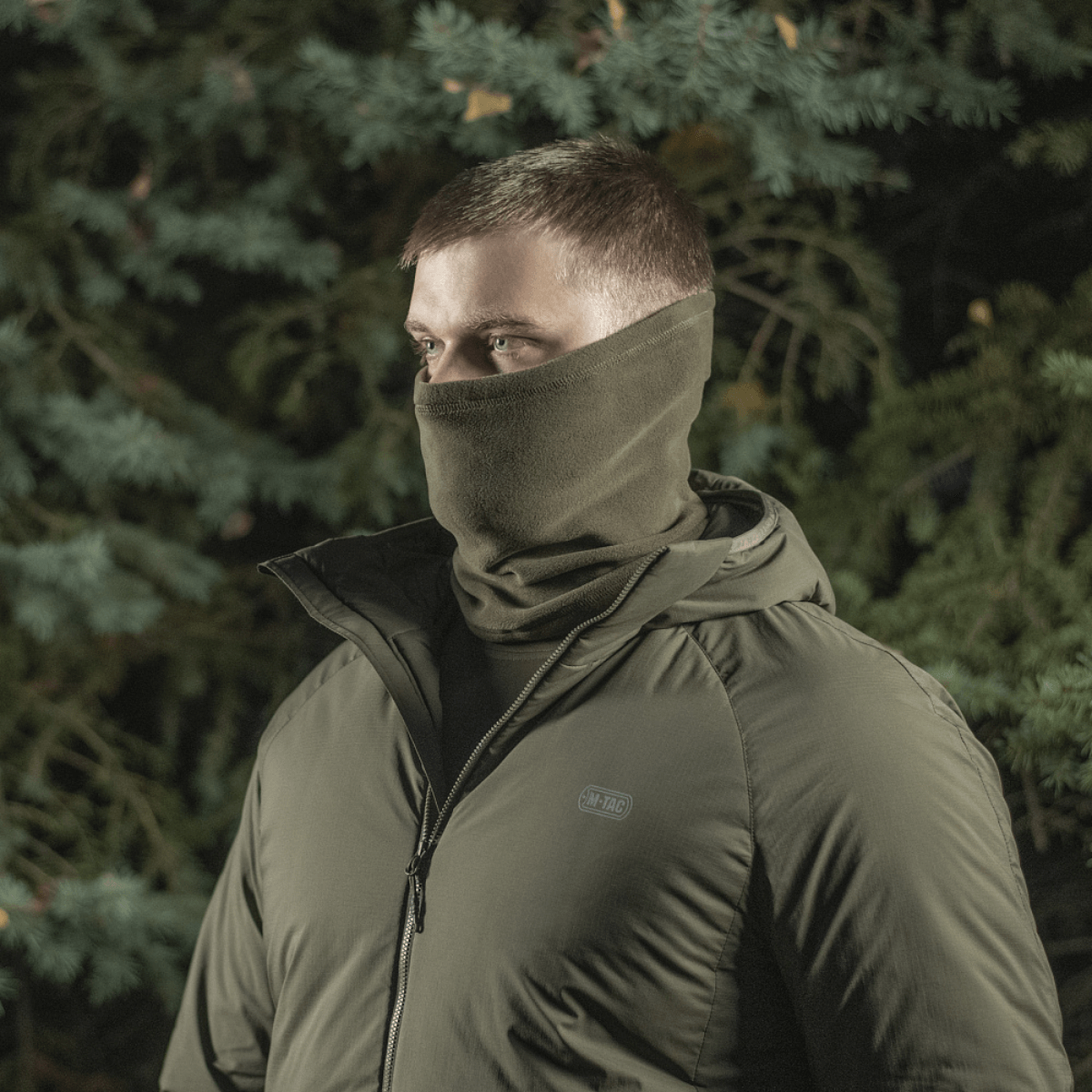 M-Tac Tube Scarf Polartec monikäyttöinen kauluri, käytetty maskina kylmässä säässä.
