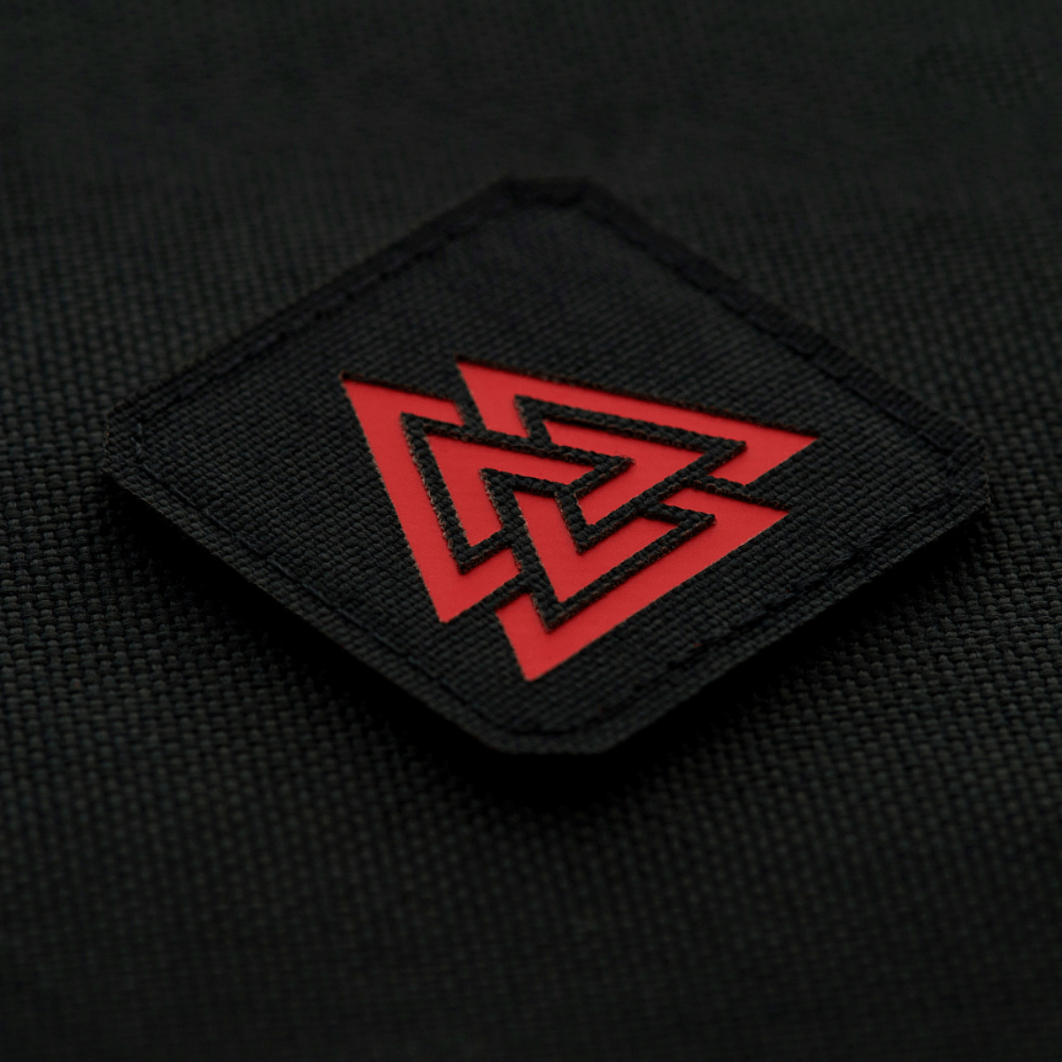 M-Tac Patch Valknut Laser Cut Odin symbol musta-punainen design.