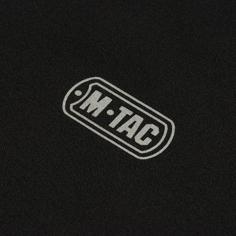 M-Tac Vinter Baselayer Thermo -logo mustassa fleecessä.