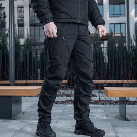 M-tac taktiset housut Conquistador Gen. I Flex ulkoiluun ja työhön, valmistettu kulutusta kestävästä polycotton Rip-stop Flex -materiaalista