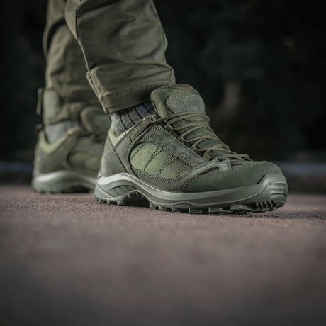 Tactical Sneakers Demi-Season – kevyt ja mukava, moderni ulkoilukenkä nahasta, sopii trekkingiin ja polkujuoksuun.