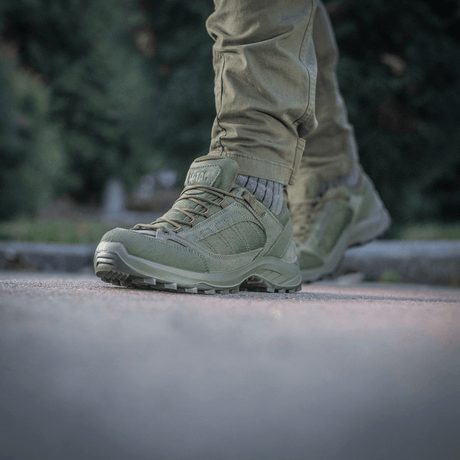Tactical Sneakers Demi-Season – kevyt ja mukava, sopii retkeilyyn ja polkujuoksuun kaupunki- ja luontoympäristössä, valmistettu nahasta ja Cordurasta.