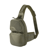 M-Tac Buckler Taske Elite Hex mustana, MOLLE-järjestelmä ja Hex-Cordura-materiaali, kaksi taskua ja piilotettu asekantotila.